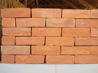 Clay bricks (ගඩොල්)