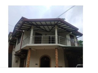 Spacious Upstairs House For Rent In Wattala (15min To Colombo)
