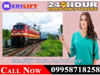 Get Low-Cost Medilift Train Ambulance Service in Patna with Medical Team