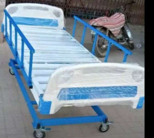 hospital-patient-bed-big-0