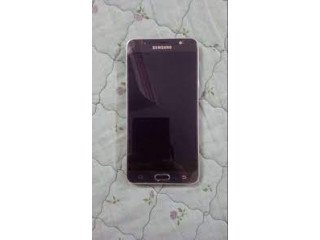 Samsung Galaxy J7 16GB (Used)